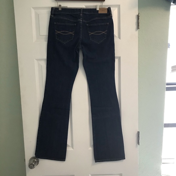 Abercrombie & Fitch women Jeans 4 only worn once - Picture 3 of 7